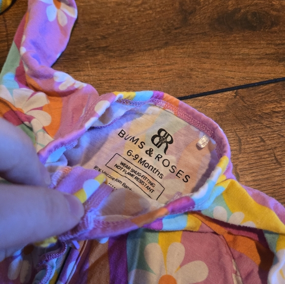 Bums & Roses Ruffle Butt Sleepers - Picture 5 of 8